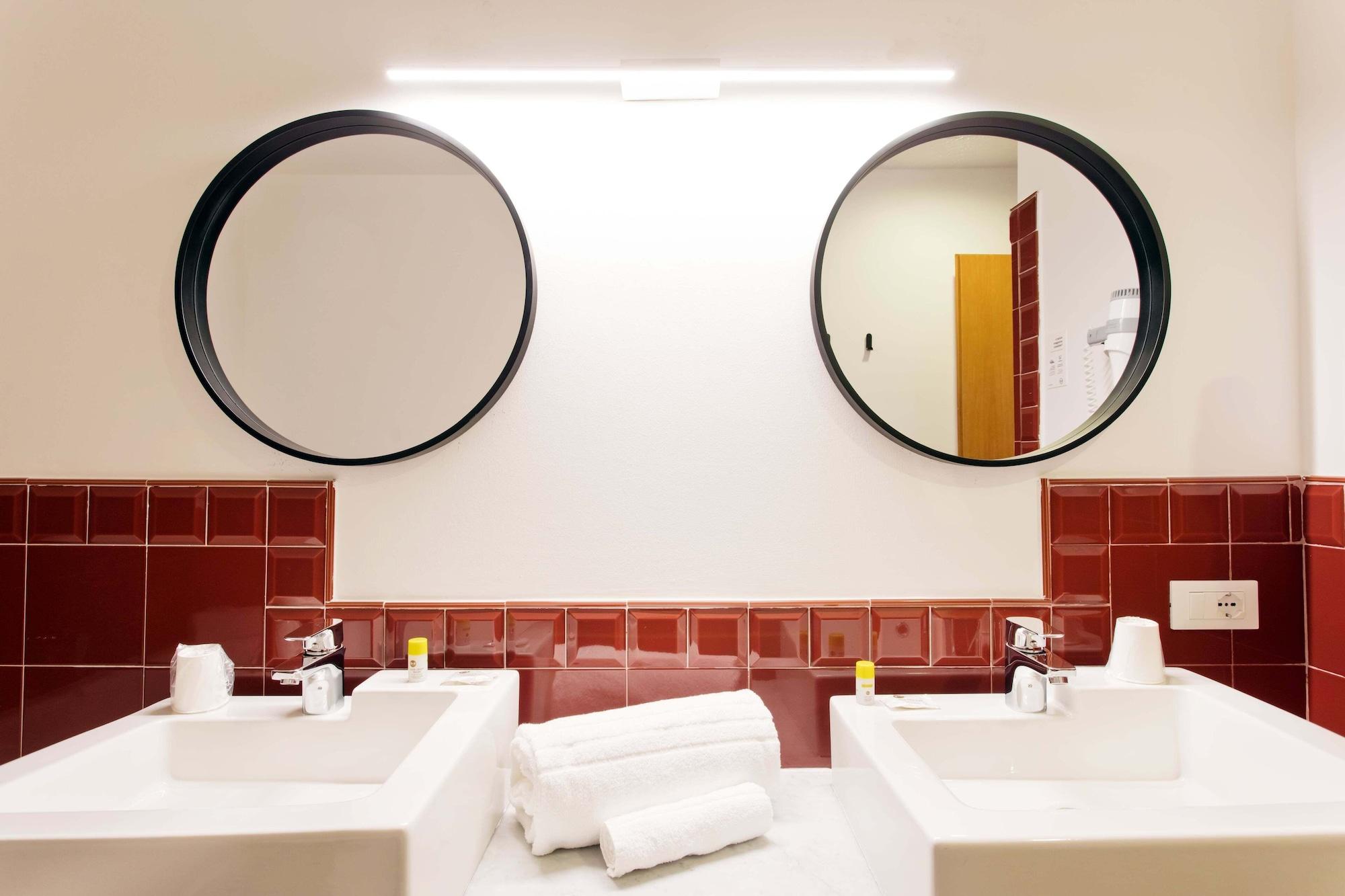 B&B Hotel Palermo Quattro Canti Esterno foto