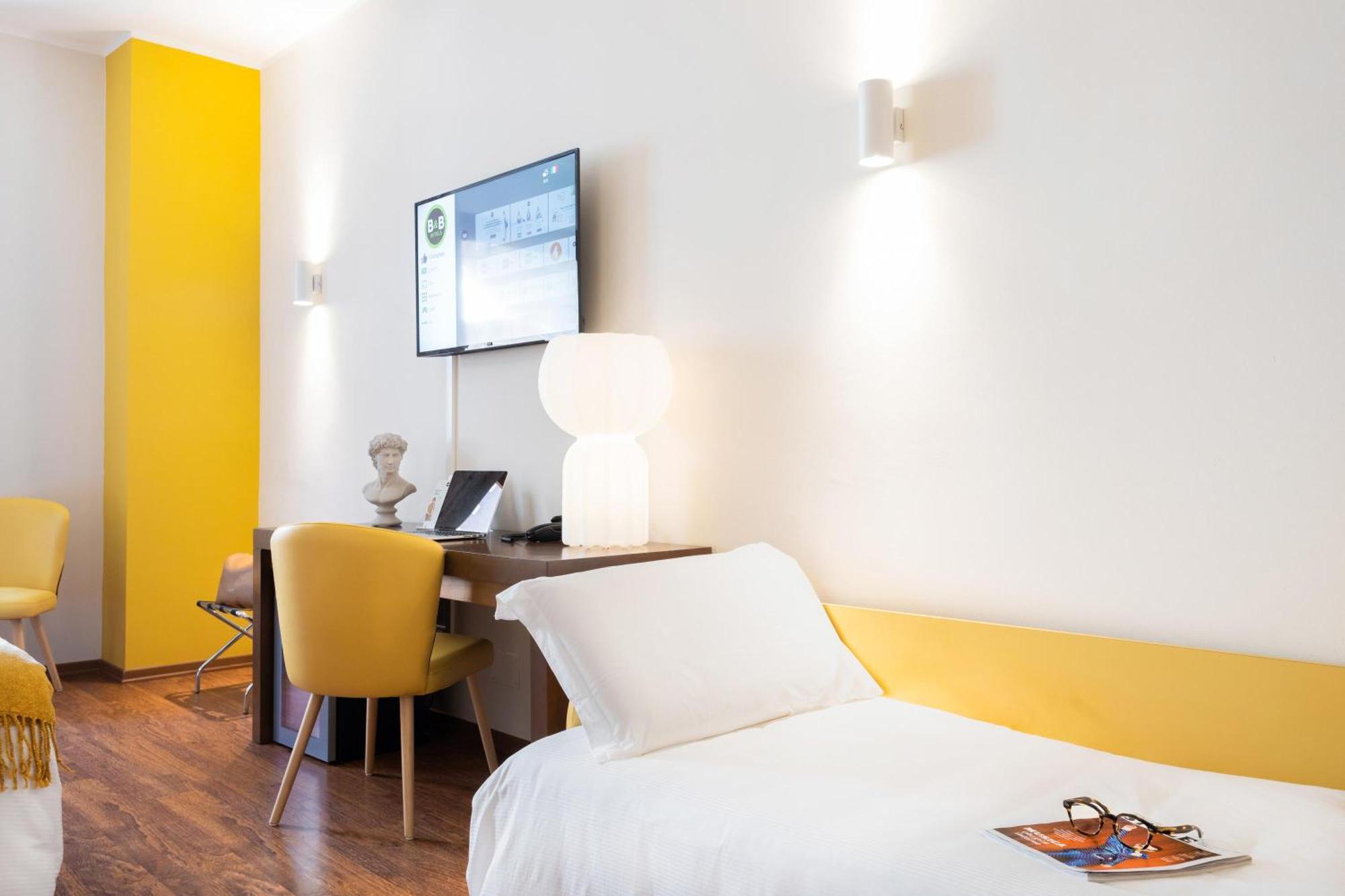 B&B Hotel Palermo Quattro Canti Esterno foto